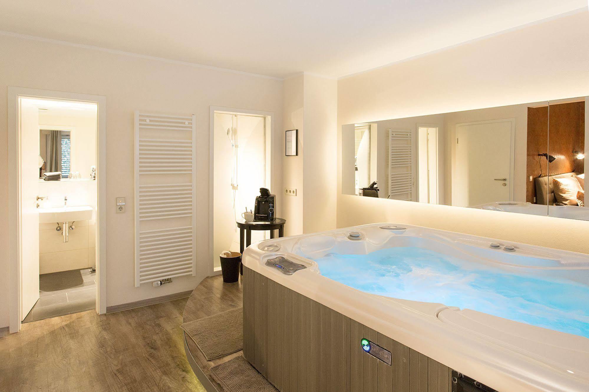 Апартаменты 1St Floor Koeln Экстерьер фото